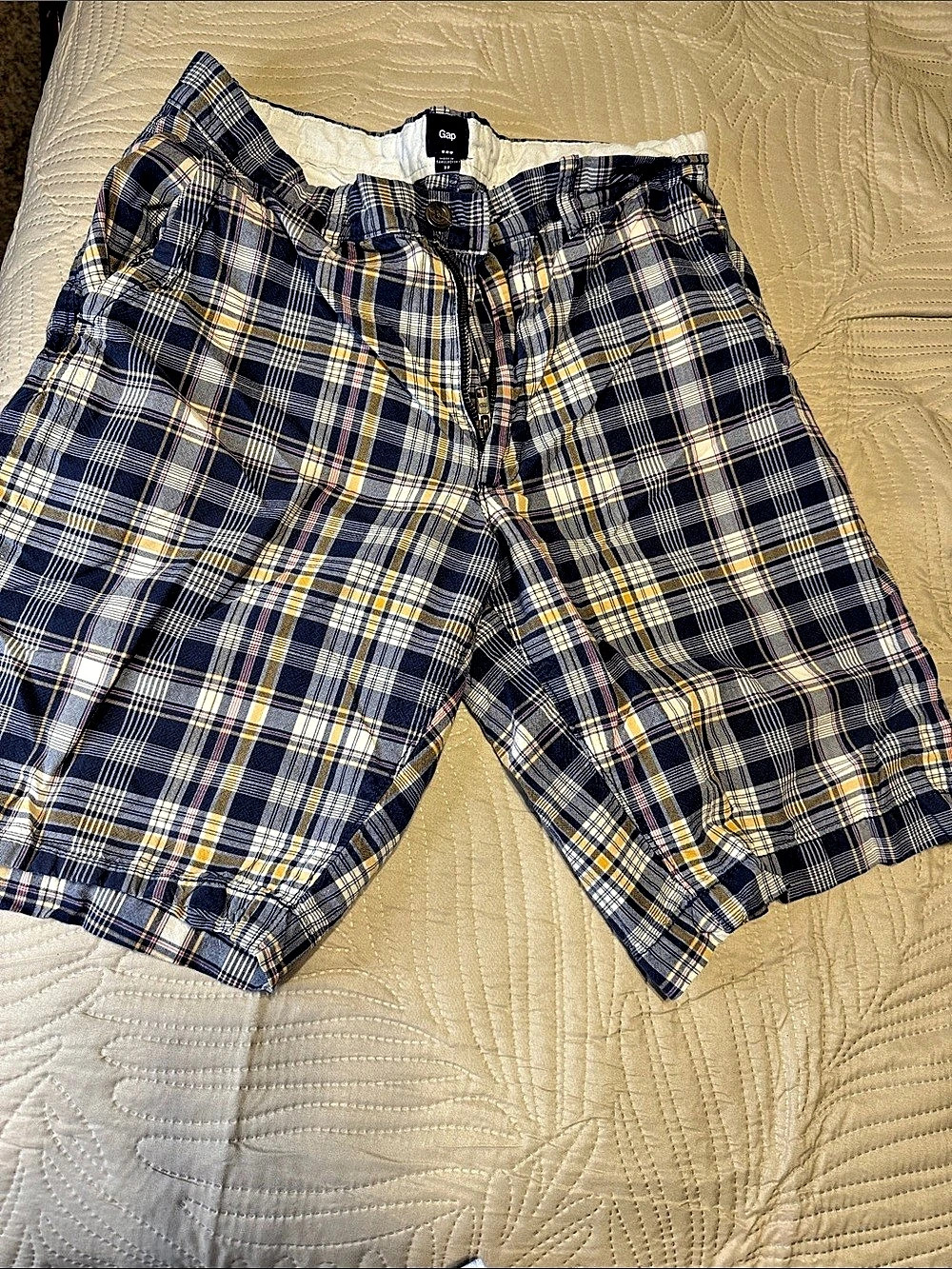 Gap Plaid Flat Front Shorts in Blue & White Size 32
